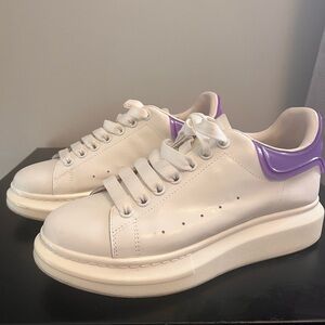 Alexander McQueens (BOX INCLUDED)